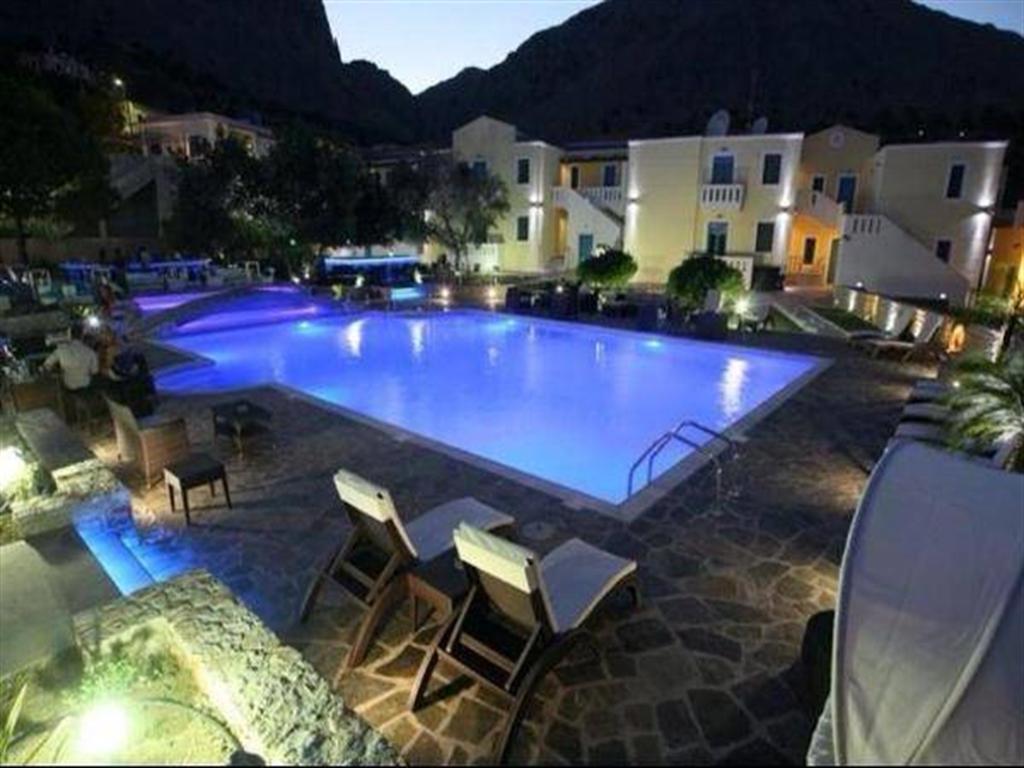 Pearl Bay Hotel Apartments Vrontados Bagian luar foto